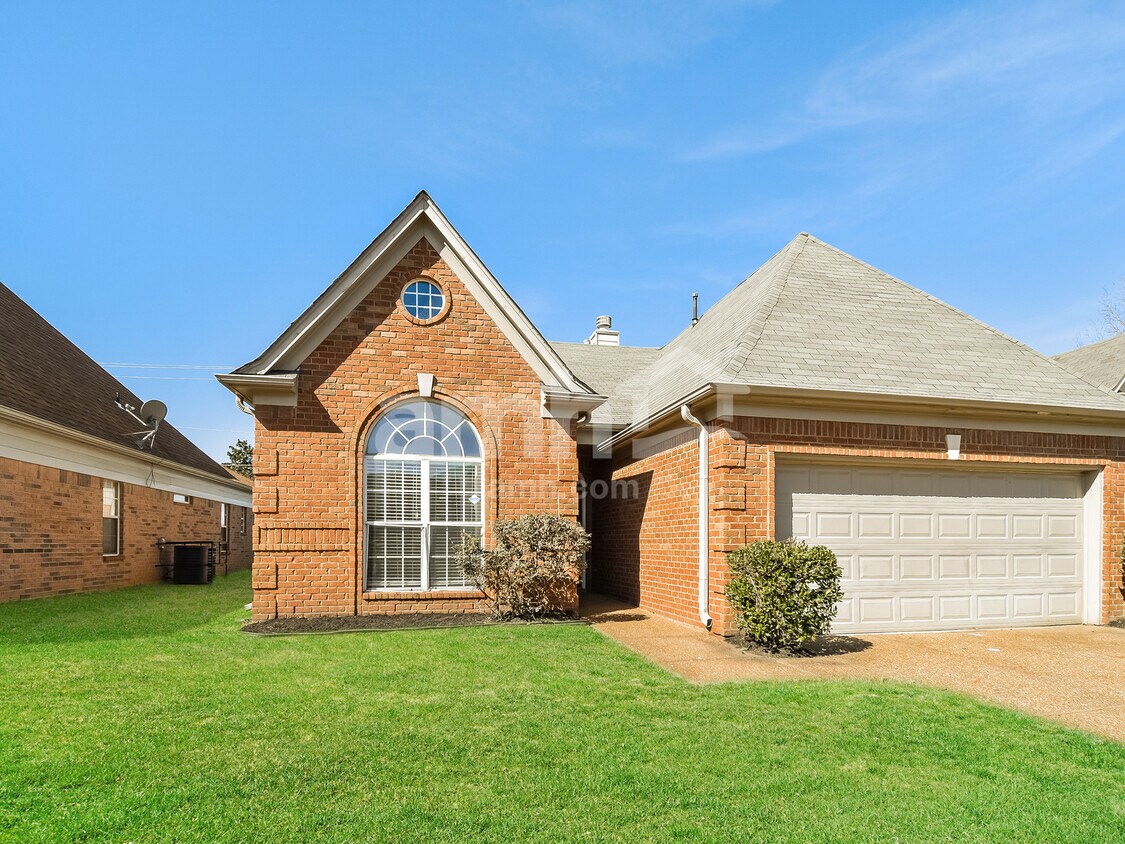 Foto principal - 2199 Purple Leaf Ln