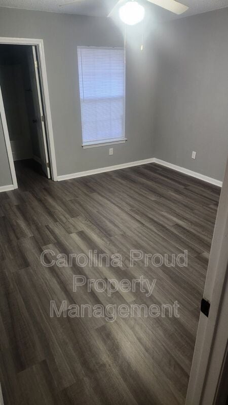 Foto del edificio - 2708 Bluff View Dr