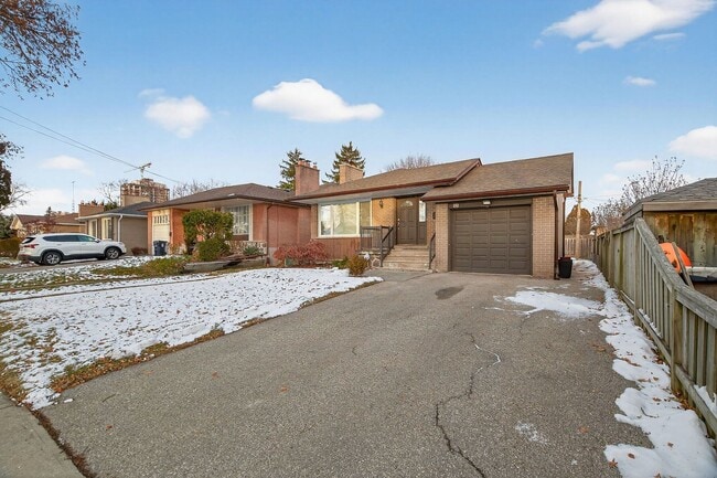 Building Photo - 80 Guernsey Dr