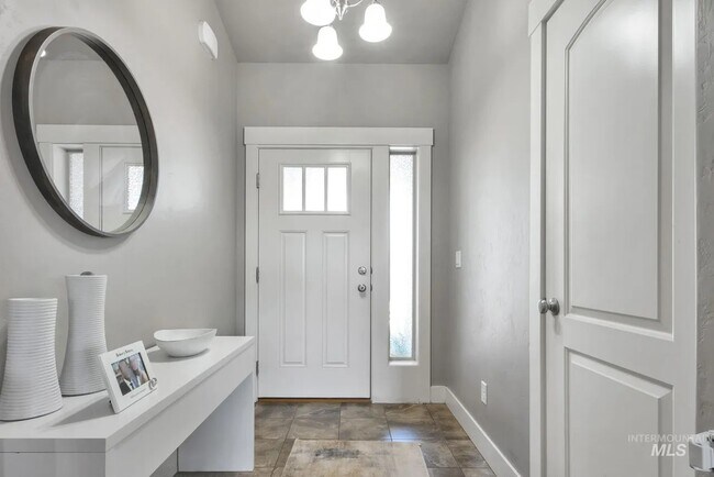 Foto del edificio - 1025 SW Bonnie St