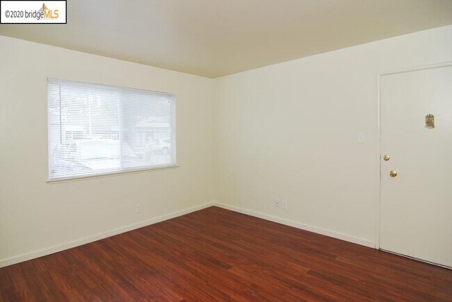 Building Photo - 605 San Pablo Ave