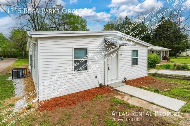 Building Photo - 1315 Rosa Pk Cir SW