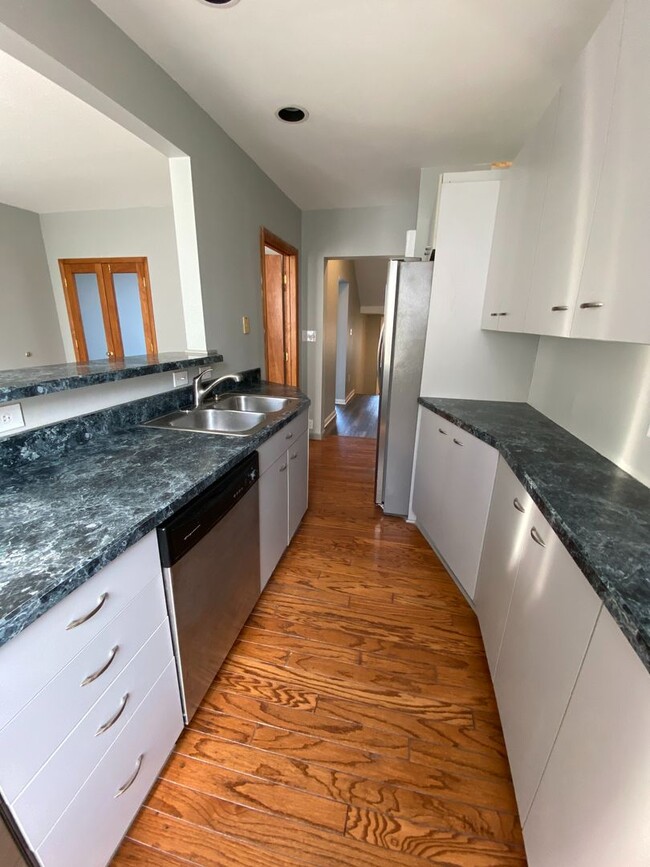 Building Photo - 97 Pius St