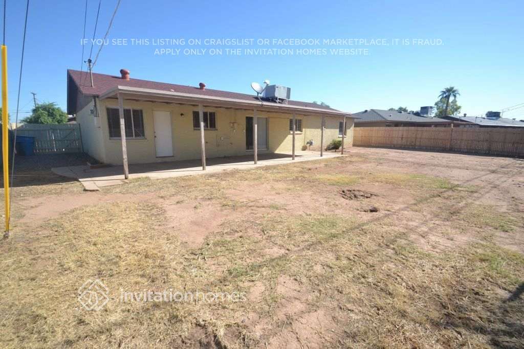 Building Photo - 4905 W Catalina Dr