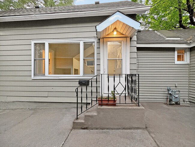 Foto del edificio - 916 Farrington St