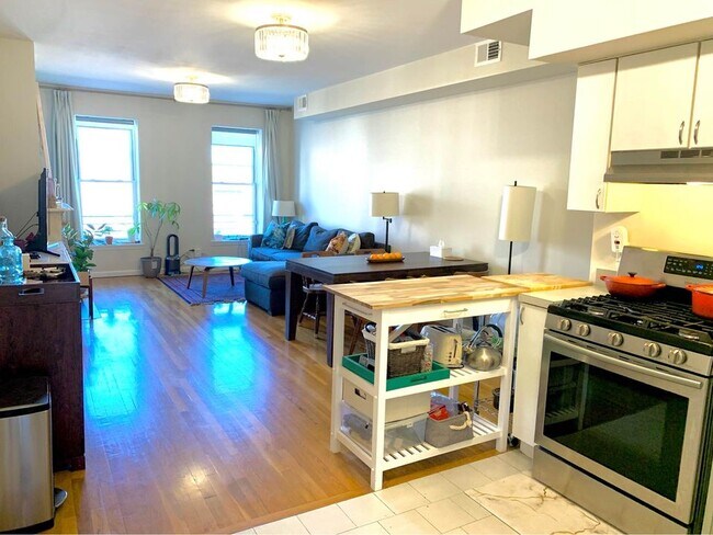 Hardwood floor throughout - 203 Pavonia Ave