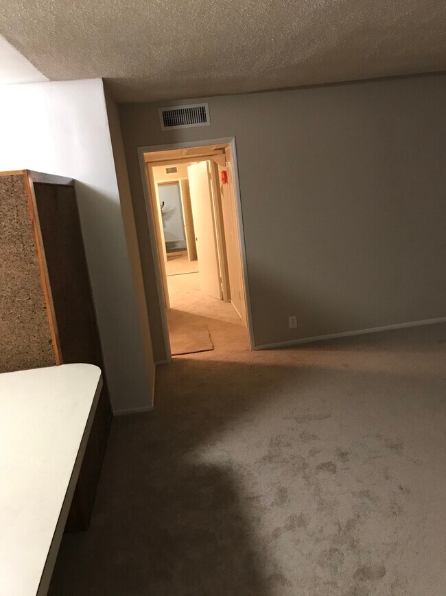 Foto del edificio - 320 W Alameda Ave