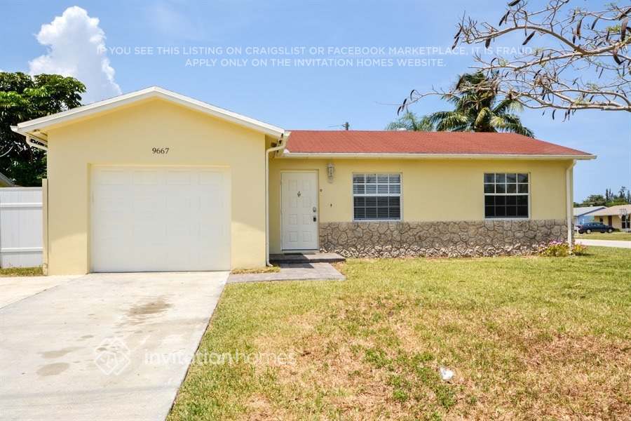 Foto principal - 9667 SW 3rd St