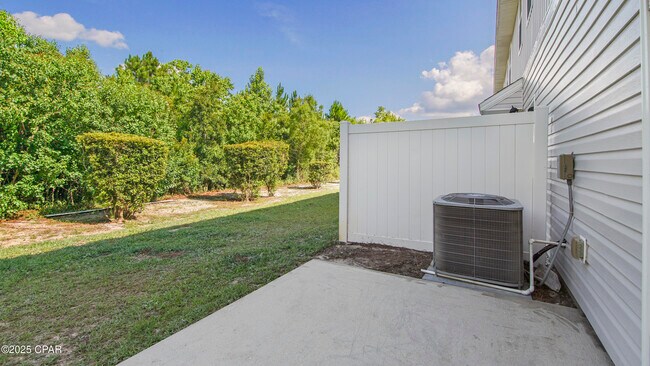 Foto del edificio - 5840 Callaway Cir