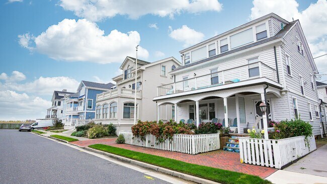 Foto del edificio - 108 S Kenyon Ave