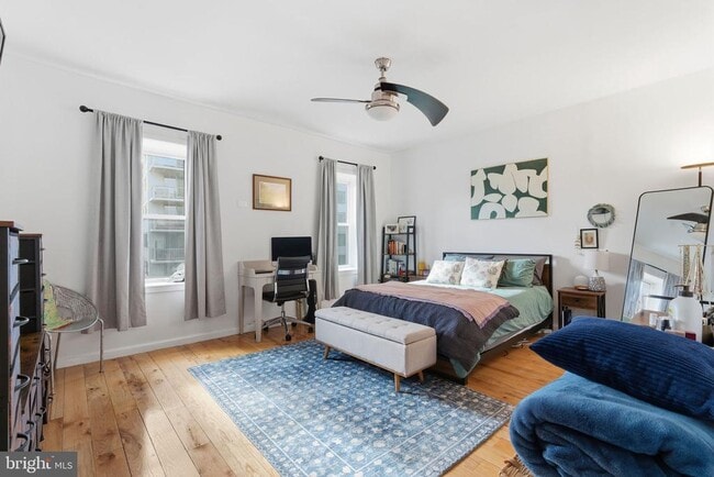 Foto del edificio - 2403 Fairmount Ave