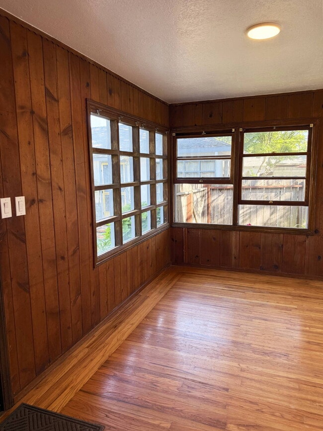 Foto del edificio - 1 Bed, 1 Bath in Glen Ellen