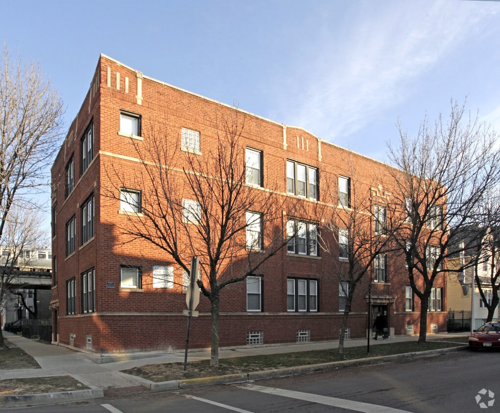 Primary Photo - 3401 N Seminary