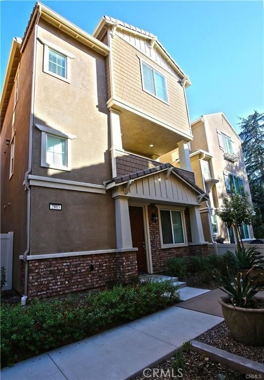 Building Photo - 2863 Cedar Ln