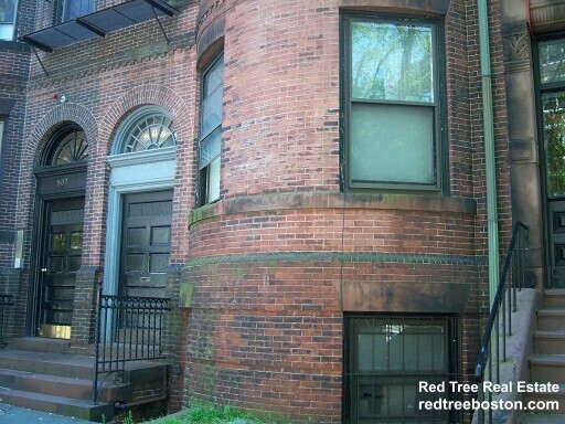 Building Photo - 509 Beacon St