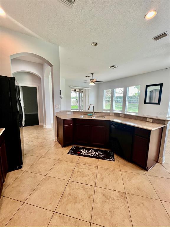 Building Photo - 7926 Stoney Hill Dr
