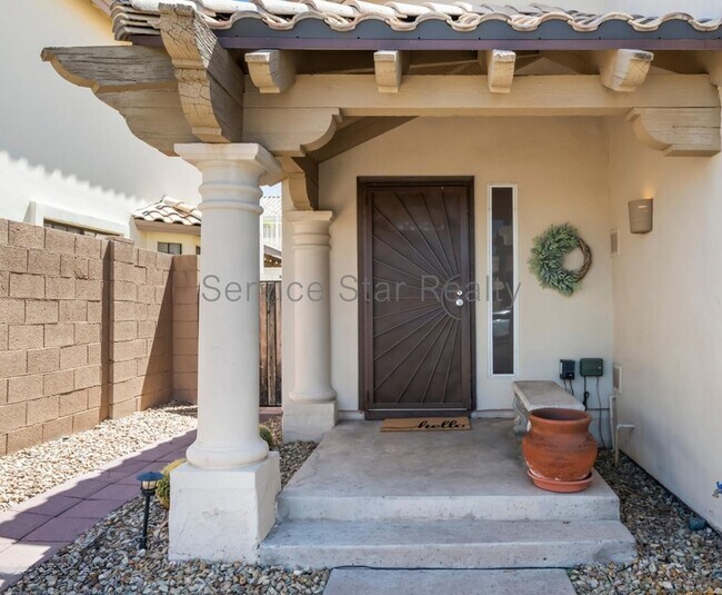 Building Photo - 18031 N 12th Pl