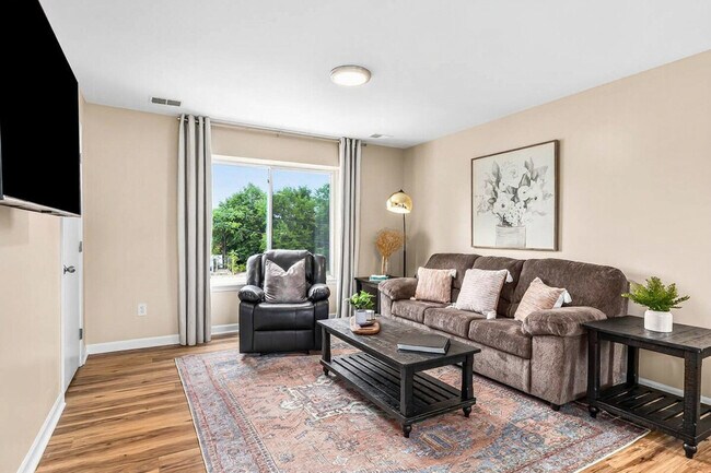 Foto del edificio - 18308 Mesle St