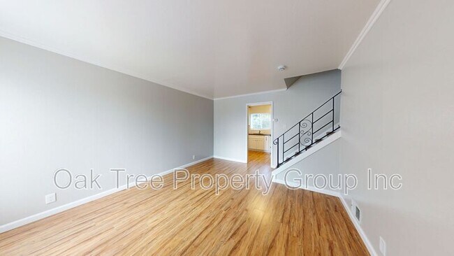 Foto del edificio - 2377 Downer Ave