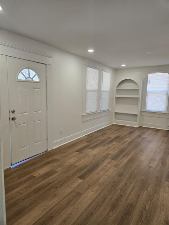 Foto del edificio - 709 E James St