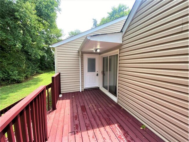 Building Photo - 4046 Patsy Dr
