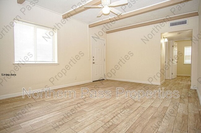 Foto del edificio - 601 Lafayette Dr