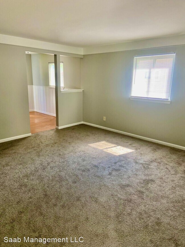 Building Photo - 3 br, 1 bath House - 22316 IRA Boulevard