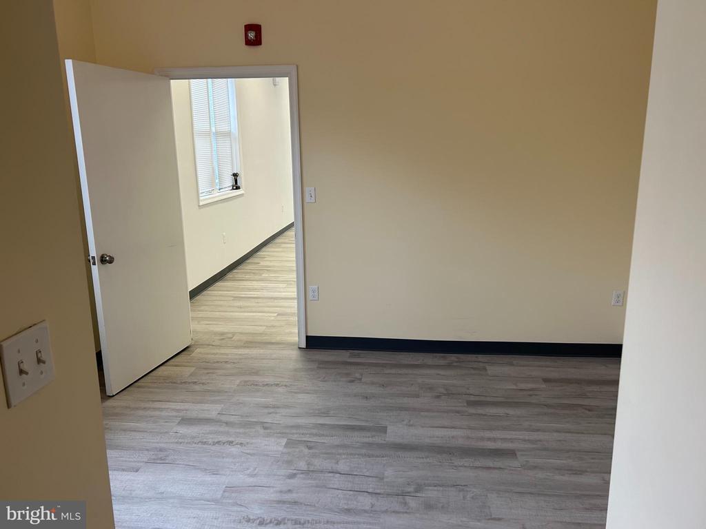 Foto del edificio - 2600 E Allegheny Ave