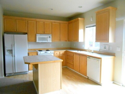 Foto del edificio - Southridge High area 3bd, 2.5ba TH. Attchd...