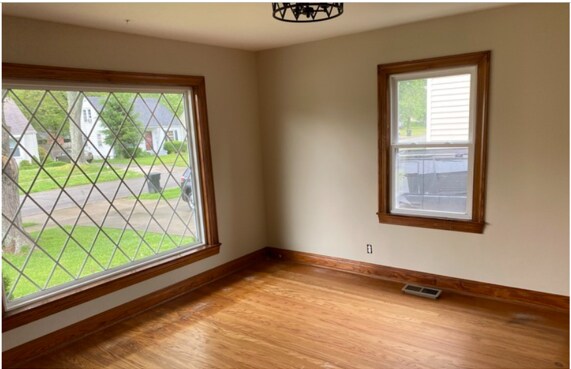 Sala de estar - 228 Kenoak Dr