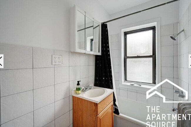 Foto del edificio - 2714 N Spaulding Ave
