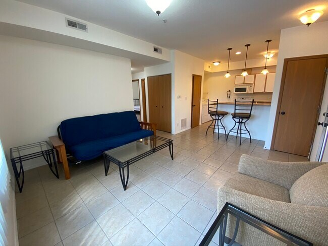 Building Photo - 301 South 4th Street, Unit 202