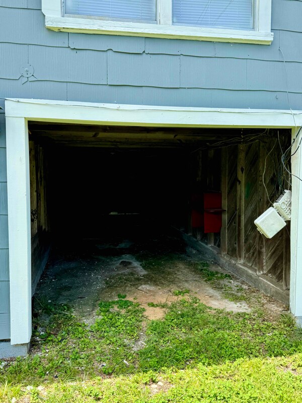Foto del edificio - 4265 Woodlawn St