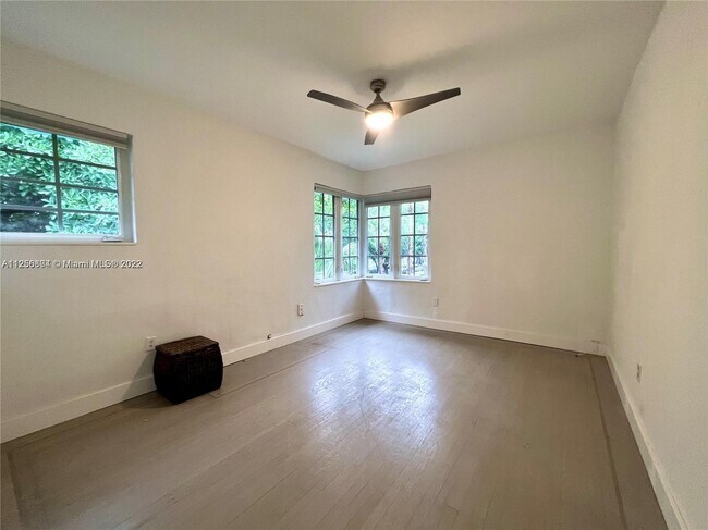 Foto del edificio - 1009 Meridian Ave