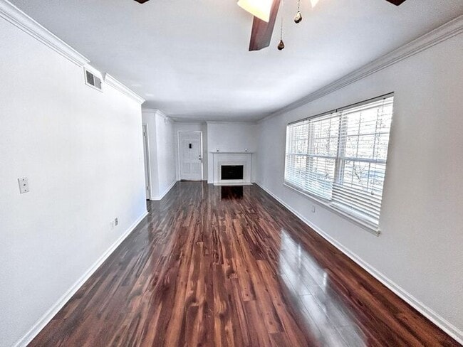 Foto del edificio - 2086 Montreat Cir