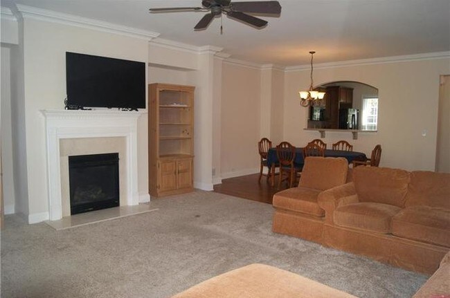 Foto del edificio - 4560 Cold Spring Ct