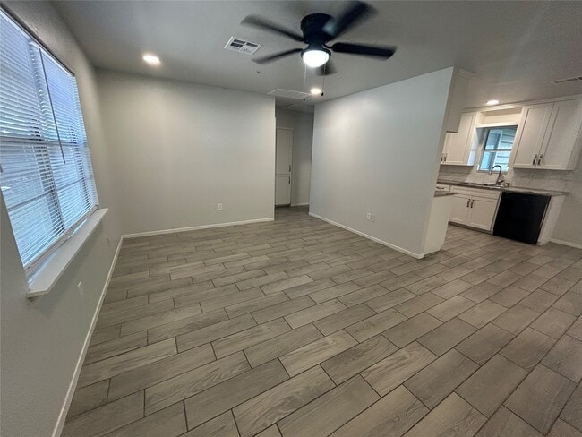 Building Photo - 2310 Grape Ln