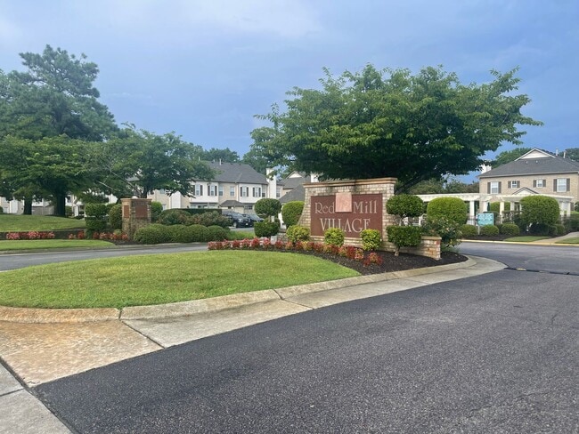 Building Photo - SOUGHT AFTER RED MILL VILLAGE