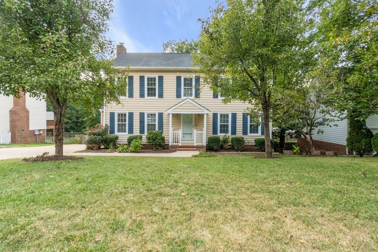 Foto principal - Stunning 4 Bedroom 2.5 Bath Home in West H...