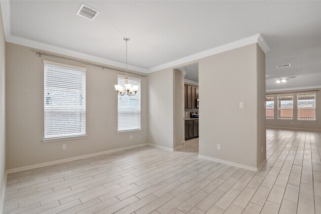 Foto del edificio - 16320 Olive Sparrow Dr