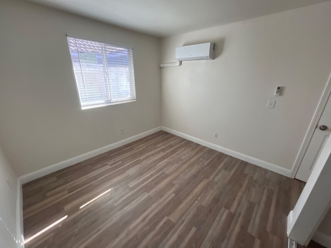 Foto principal - 1593 North Thorne Avenue