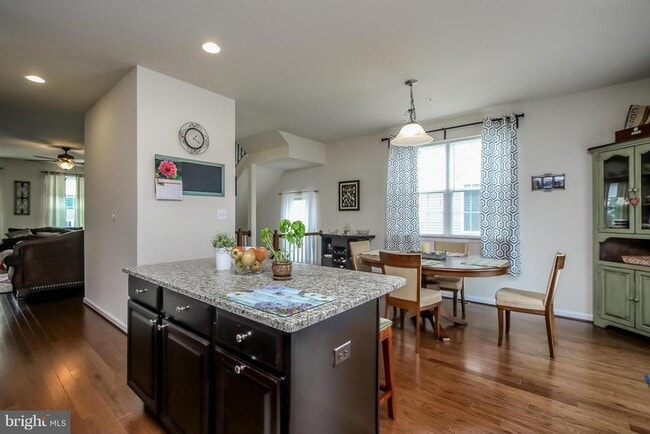 Building Photo - 7532 Briargrove Lane