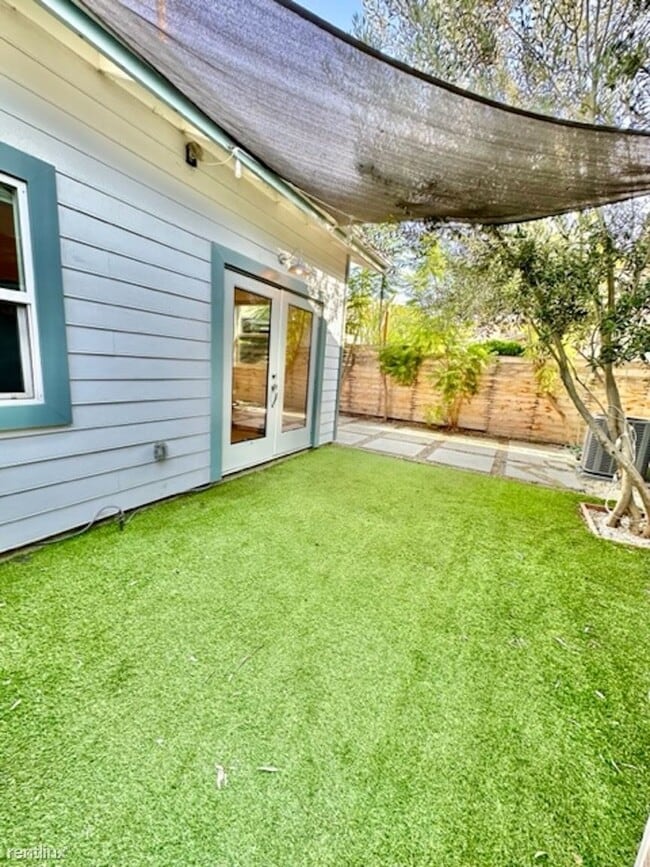 Building Photo - 2 br, 1 bath House - 139 North Dillon Street