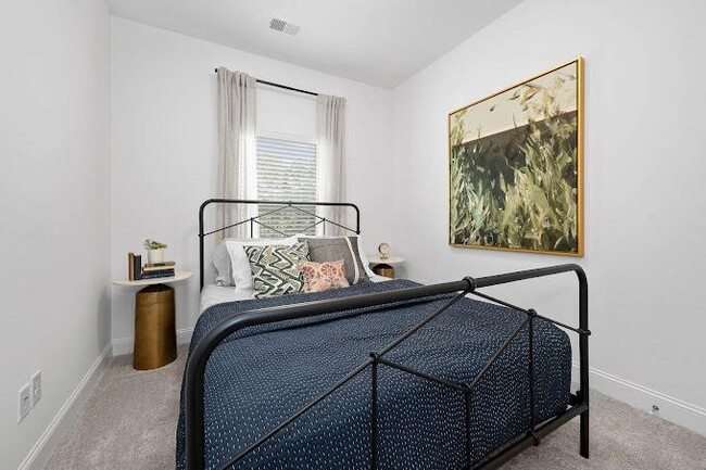 Building Photo - 3029 Stonecrest Dr