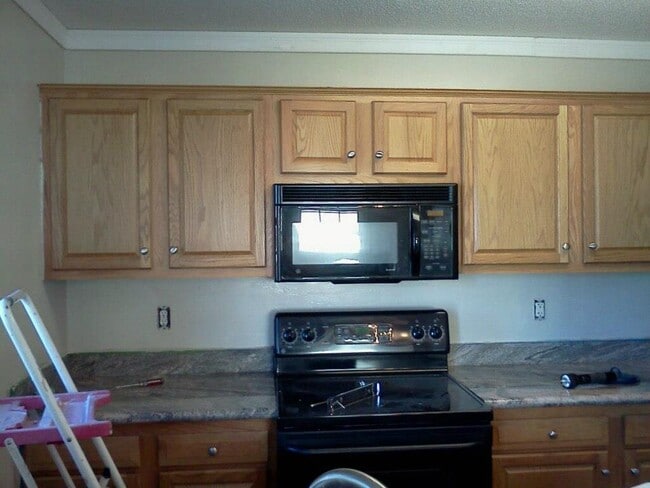Galley Kitchen - 1419 Founders Way