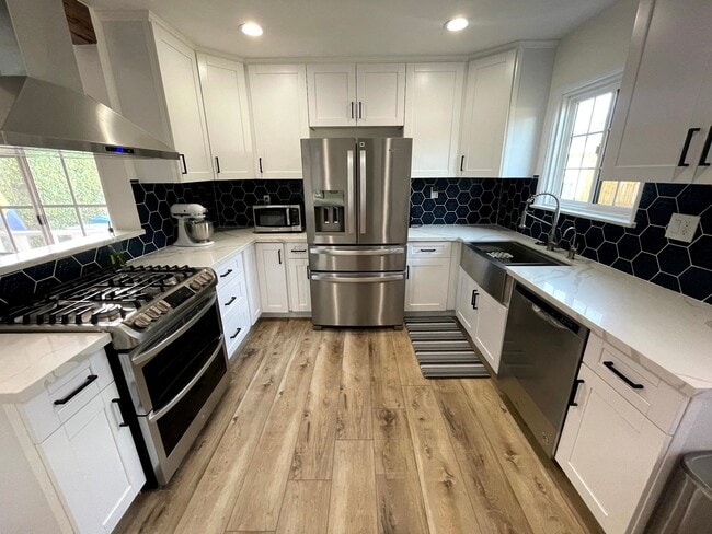 Photo - 4124 159th St (Lawndale, CA) House