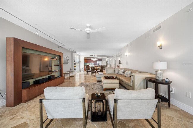 Foto del edificio - 1350 Gulf Blvd
