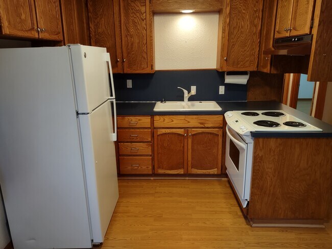 Building Photo - 30707 N Pl