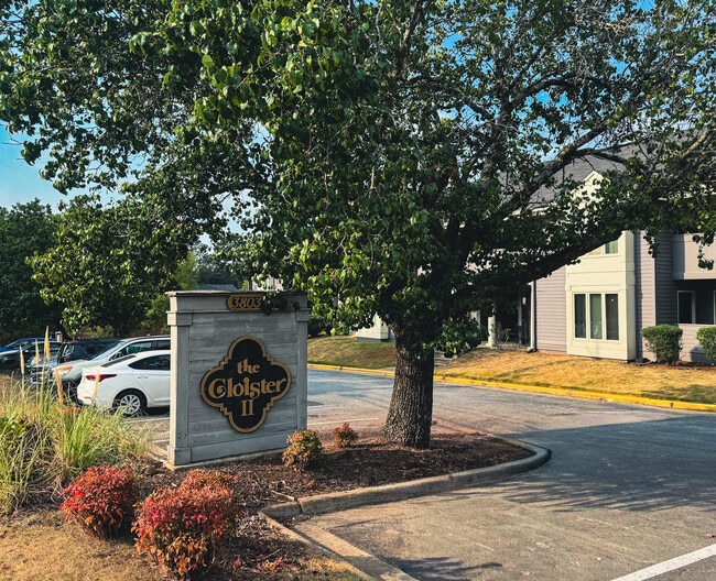 Foto del edificio - Cloister Apartments
