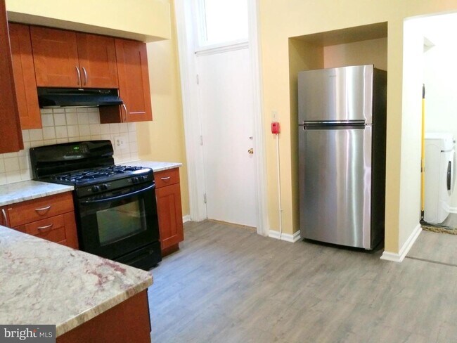 Foto del edificio - 146 N 21st St